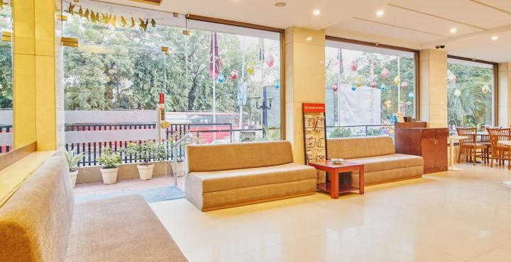 Treebo Trend Hotel Parker 아흐메다바드 외부 사진