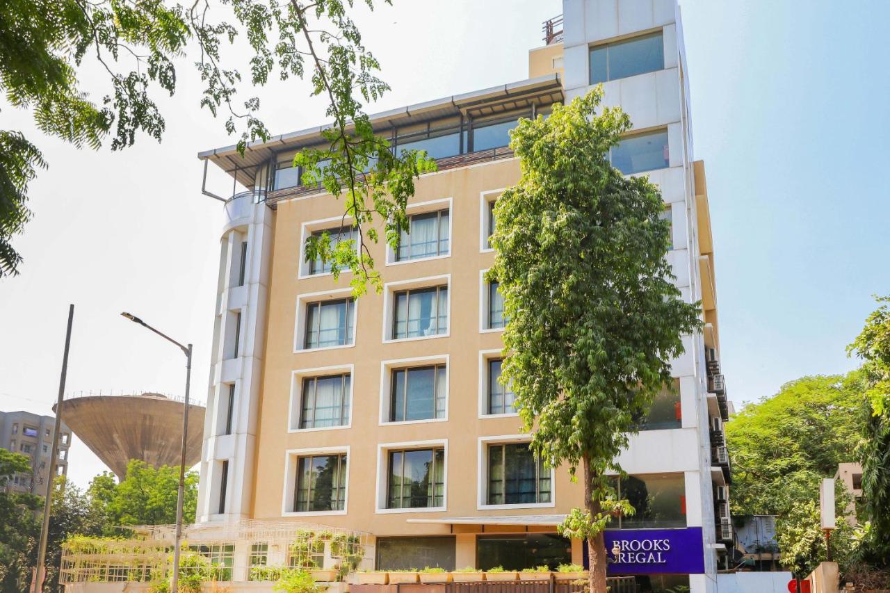Treebo Trend Hotel Parker 아흐메다바드 외부 사진